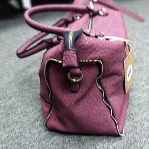 Purse With Zipper